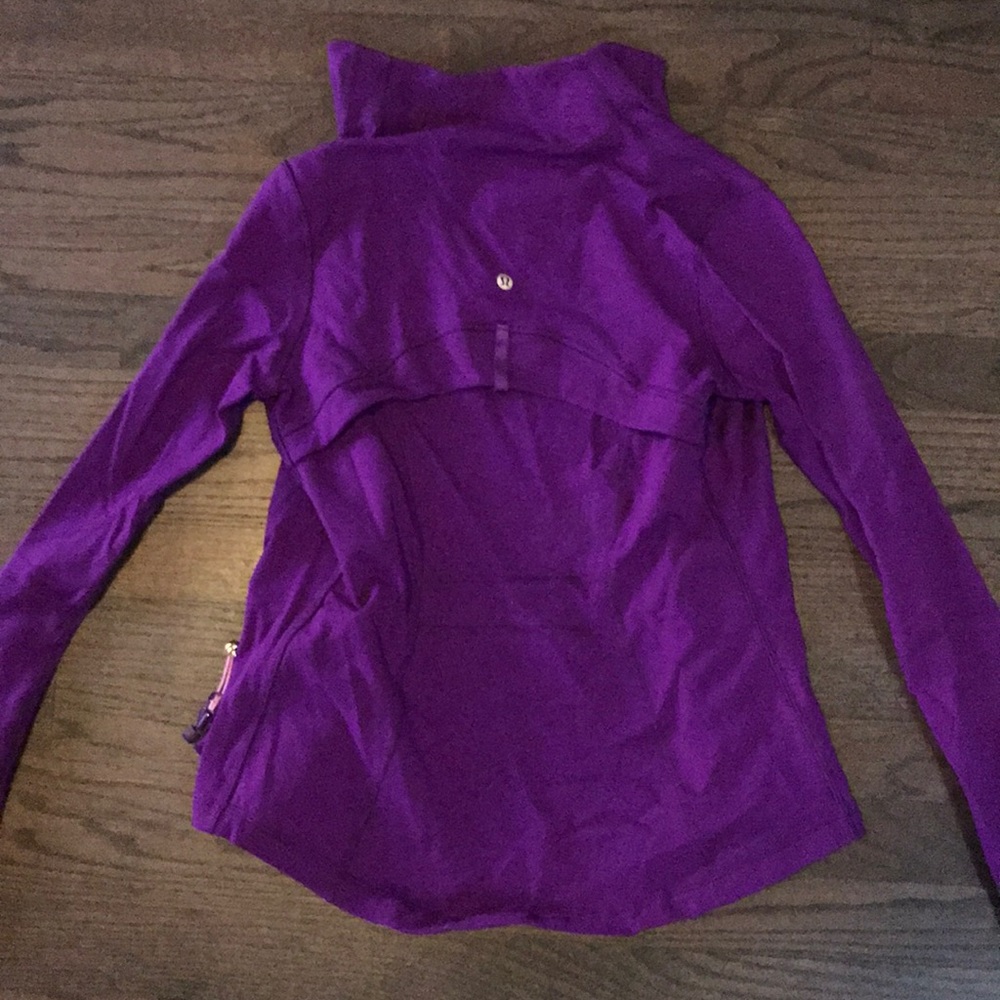 Lululemon jacket - Picture 3 of 3